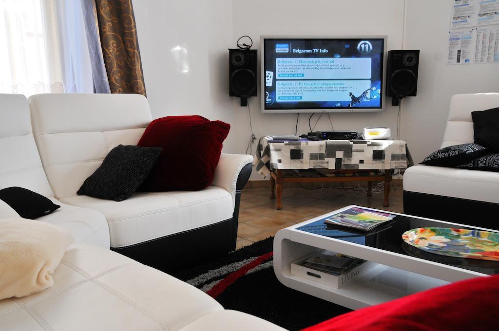 Gite Stone Lodge Bourcy الغرفة الصورة