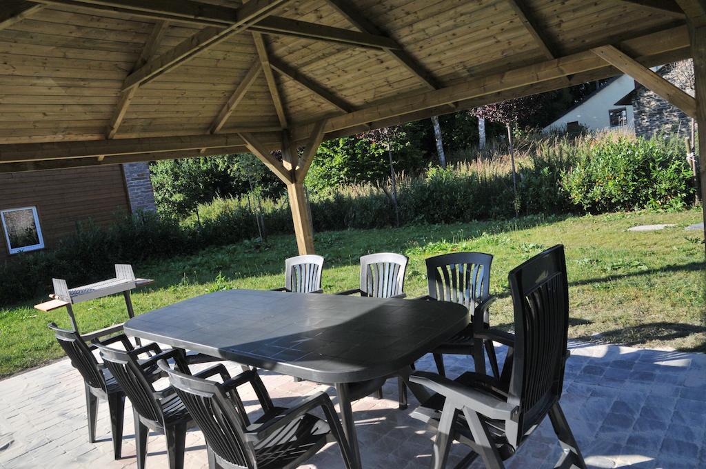 Gite Stone Lodge Bourcy المظهر الخارجي الصورة