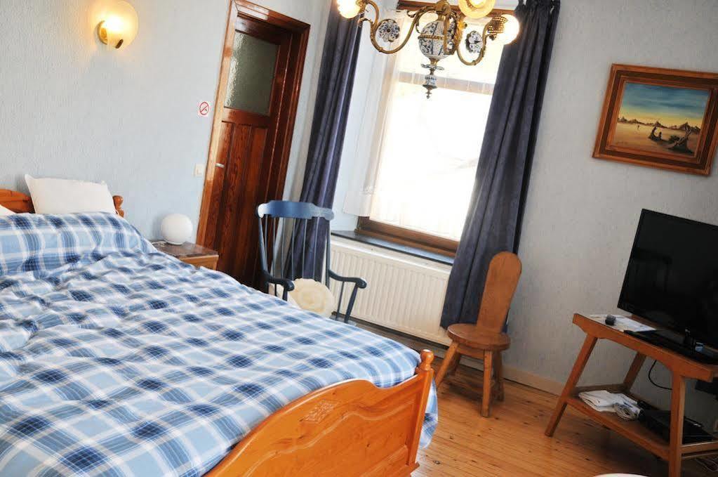 Gite Stone Lodge Bourcy المظهر الخارجي الصورة